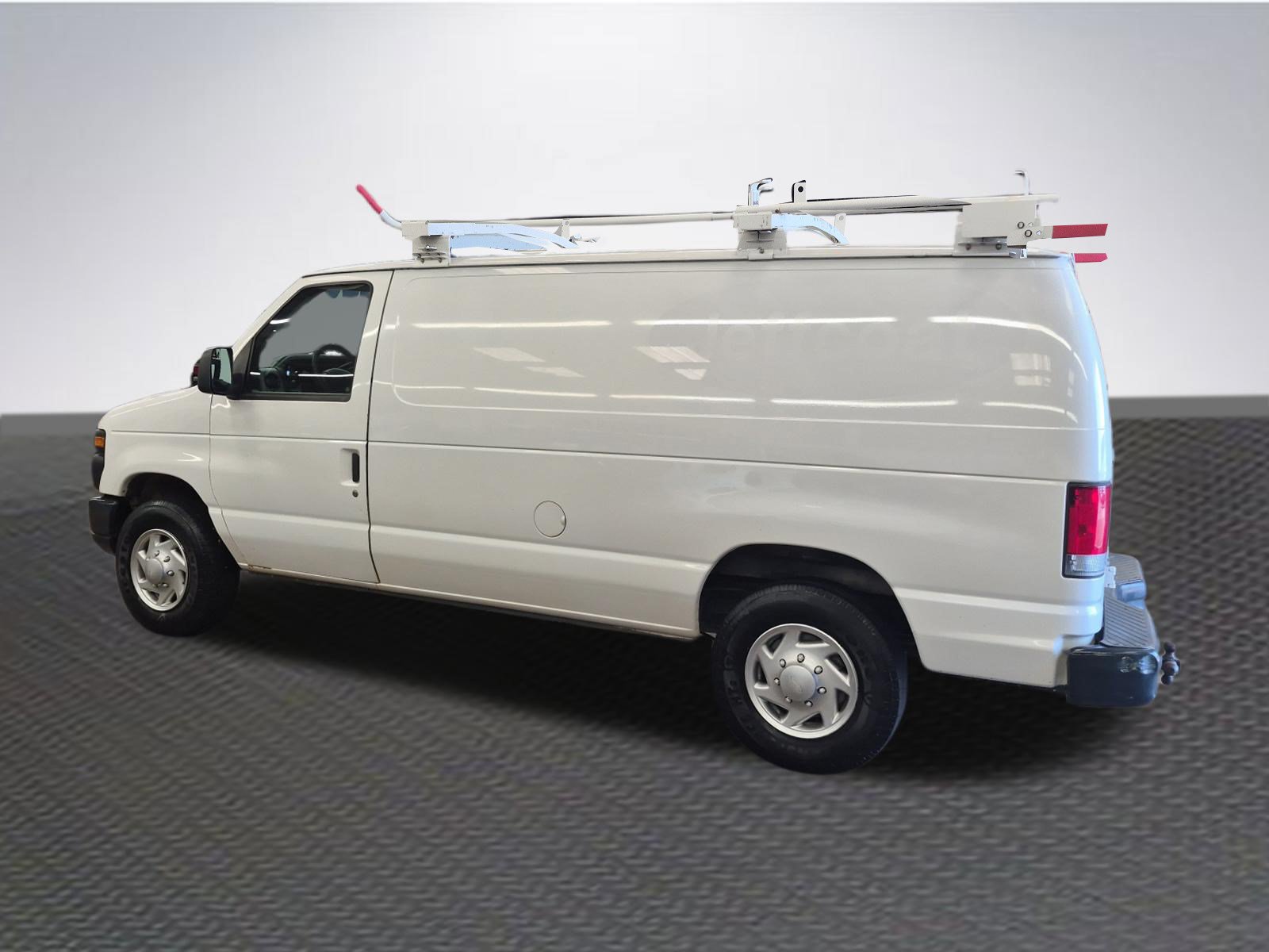Used 2014 Ford E-250 and Econoline 250 RWD image 5