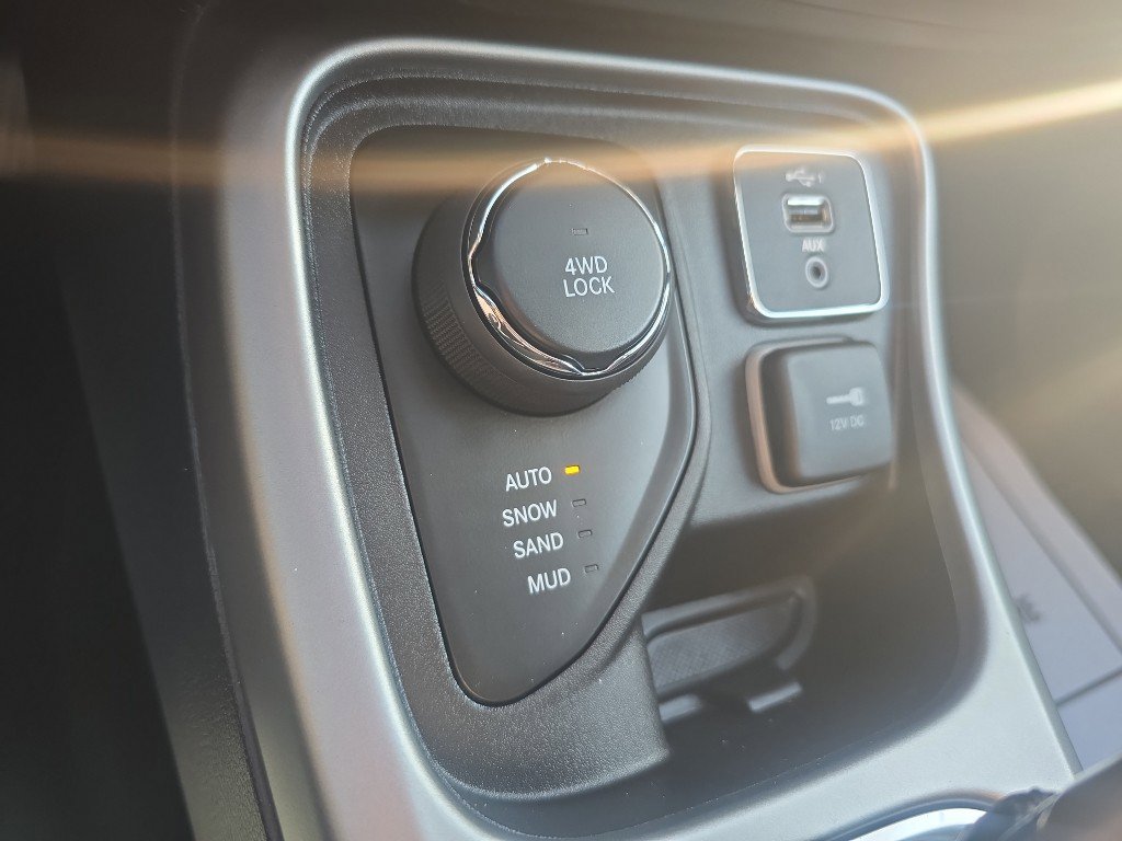 Used 2019 Jeep Compass Sport image 28