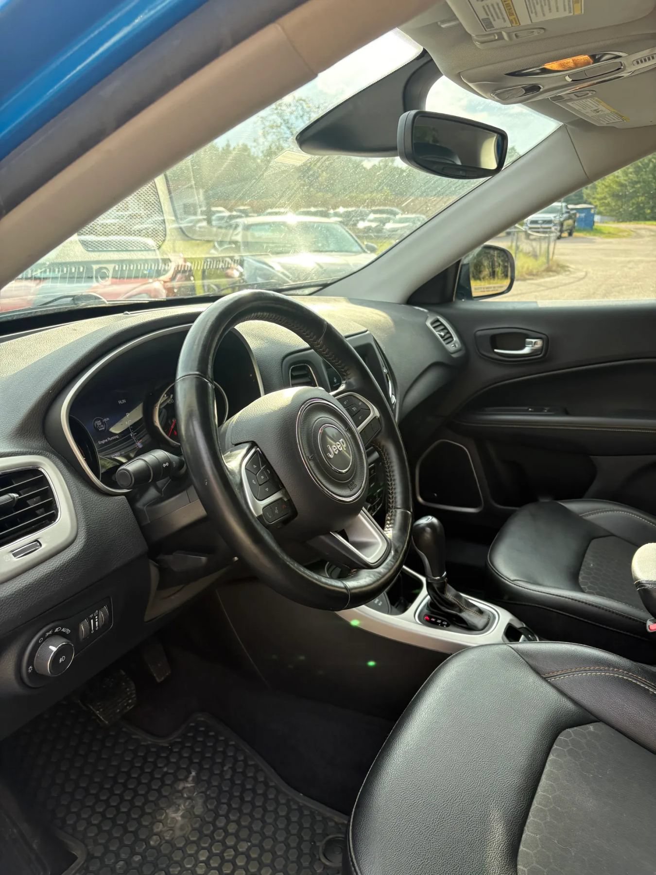 Used 2021 Jeep Compass Latitude w/ Sun and Sound Group AWD/4WD image 44