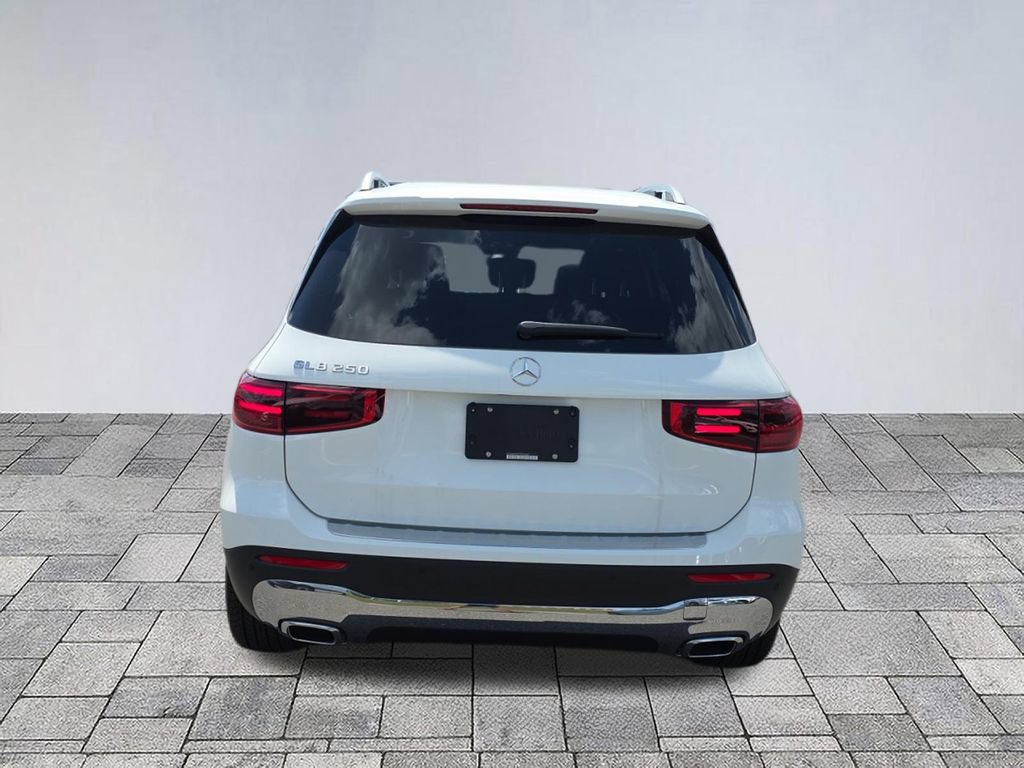 New 2026 Mercedes-Benz GLB 250 image 6