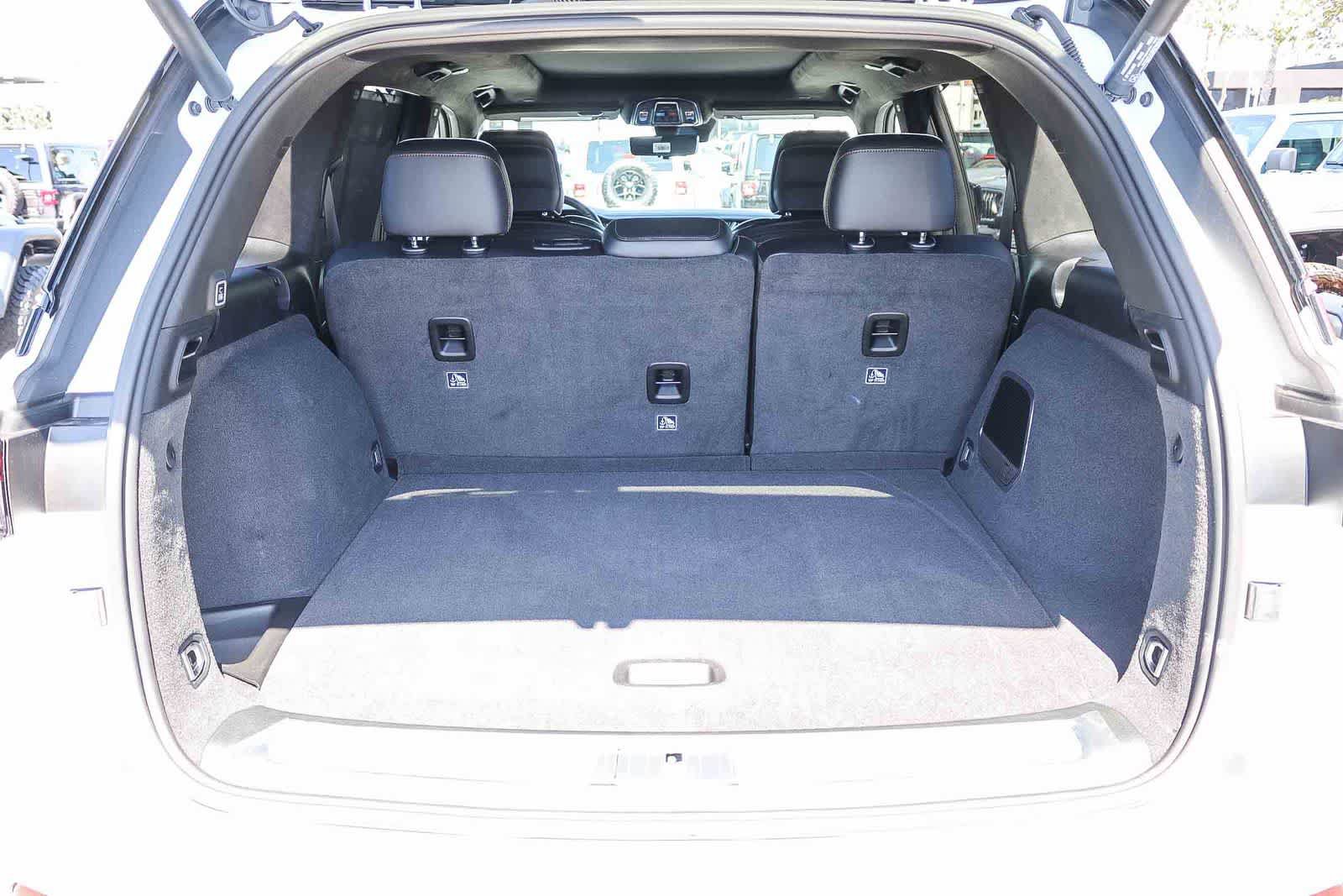 New 2026 Jeep Grand Cherokee Summit AWD/4WD image 12