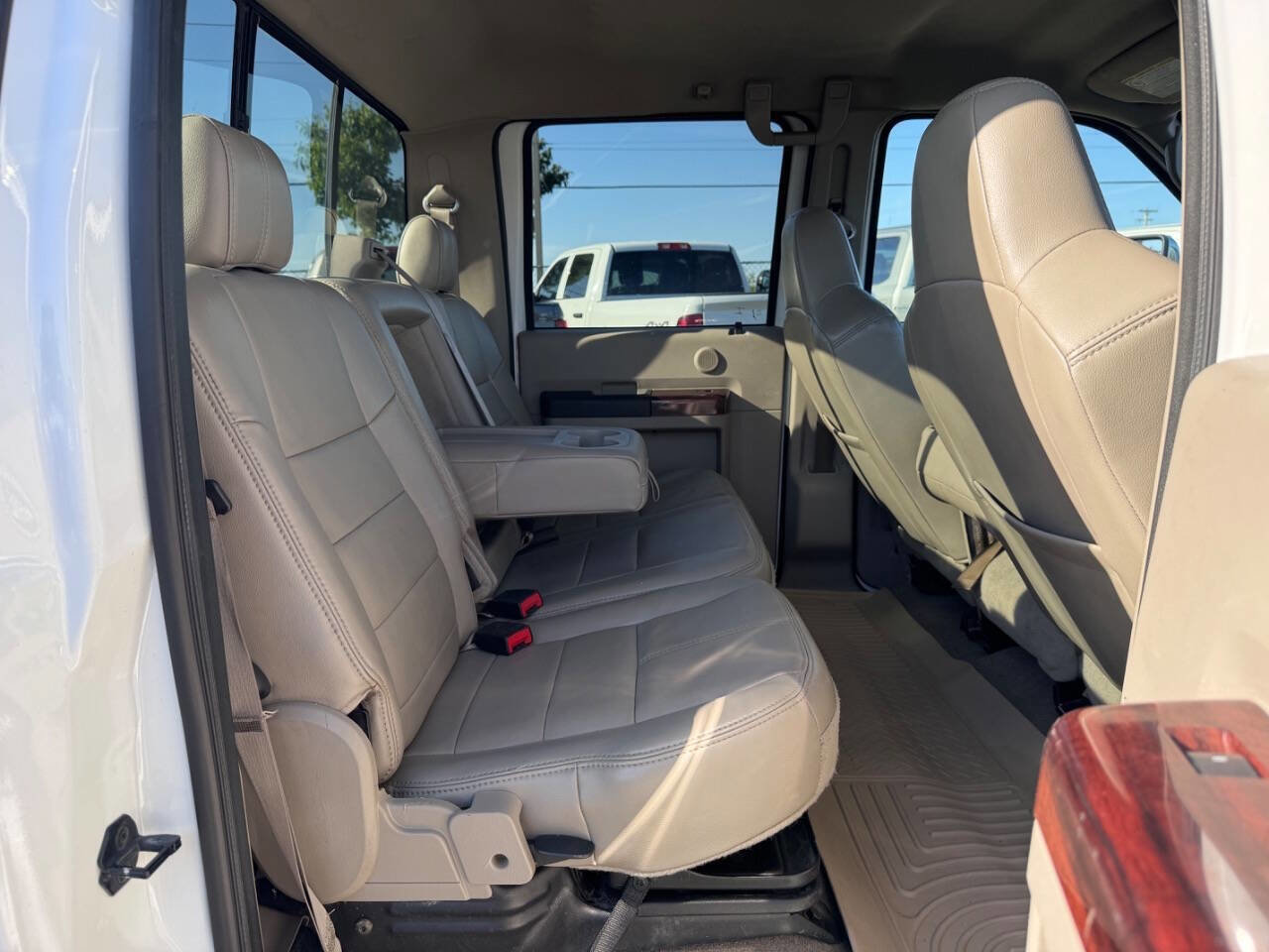 Used 2009 Ford F350 Lariat AWD/4WD image 11