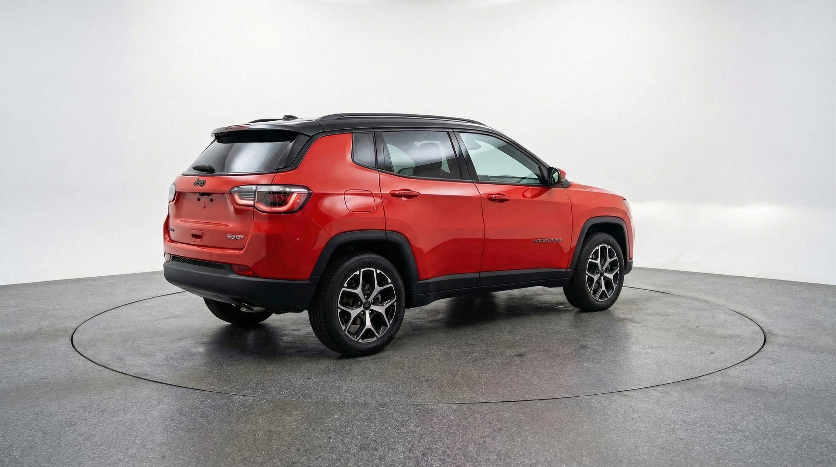 Used 2025 Jeep Compass Limited image 9