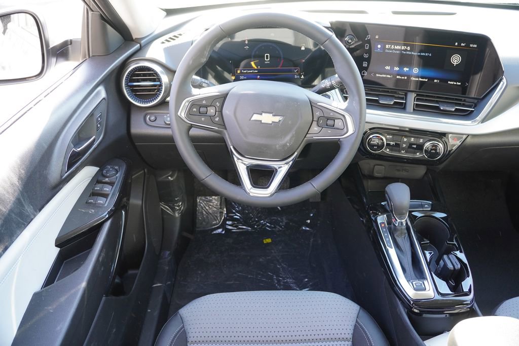 New 2026 Chevrolet Trax LT w/ Driver Confidence Package image 12