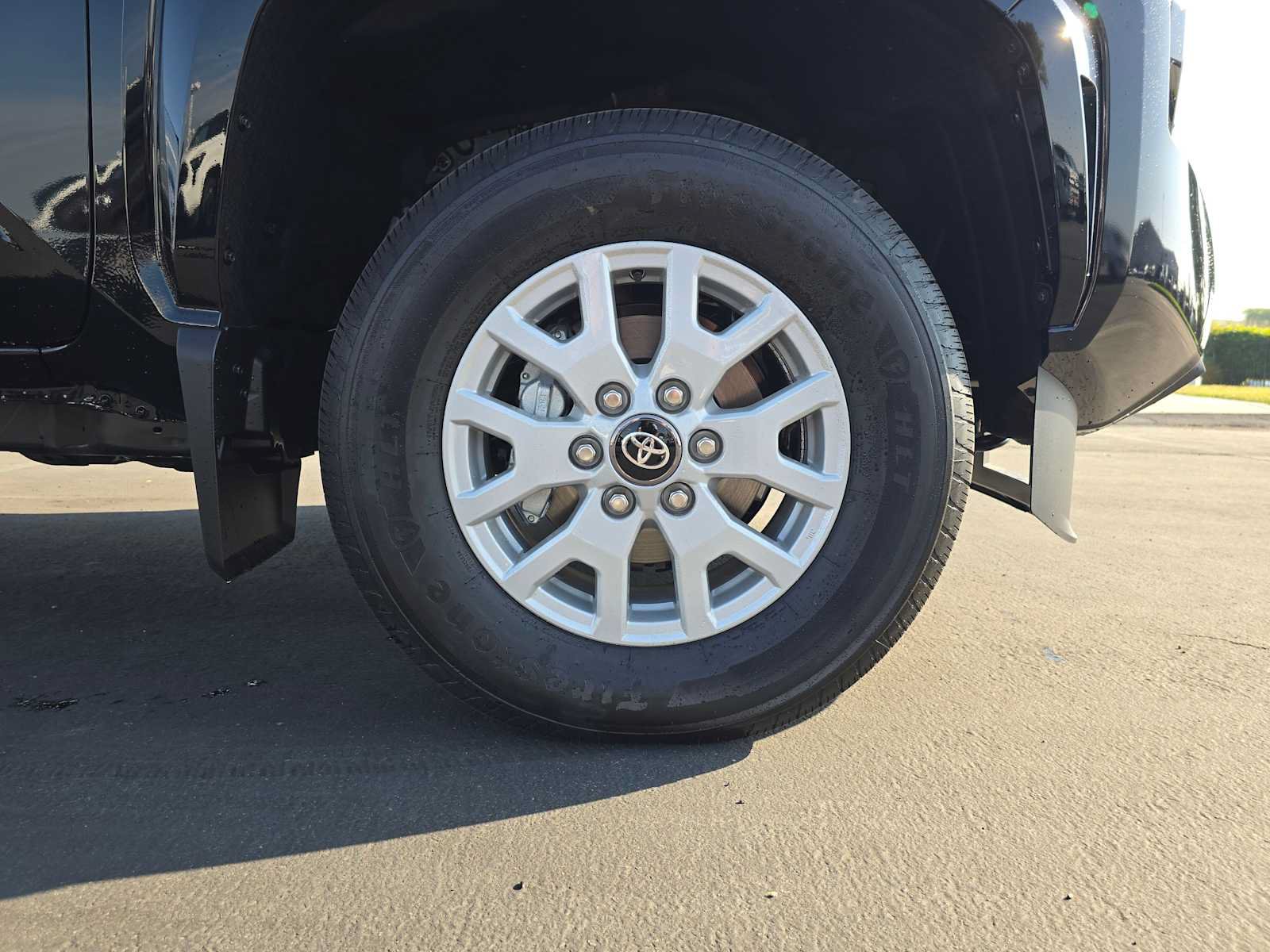 Used 2026 Toyota Tacoma SR5 AWD/4WD image 9