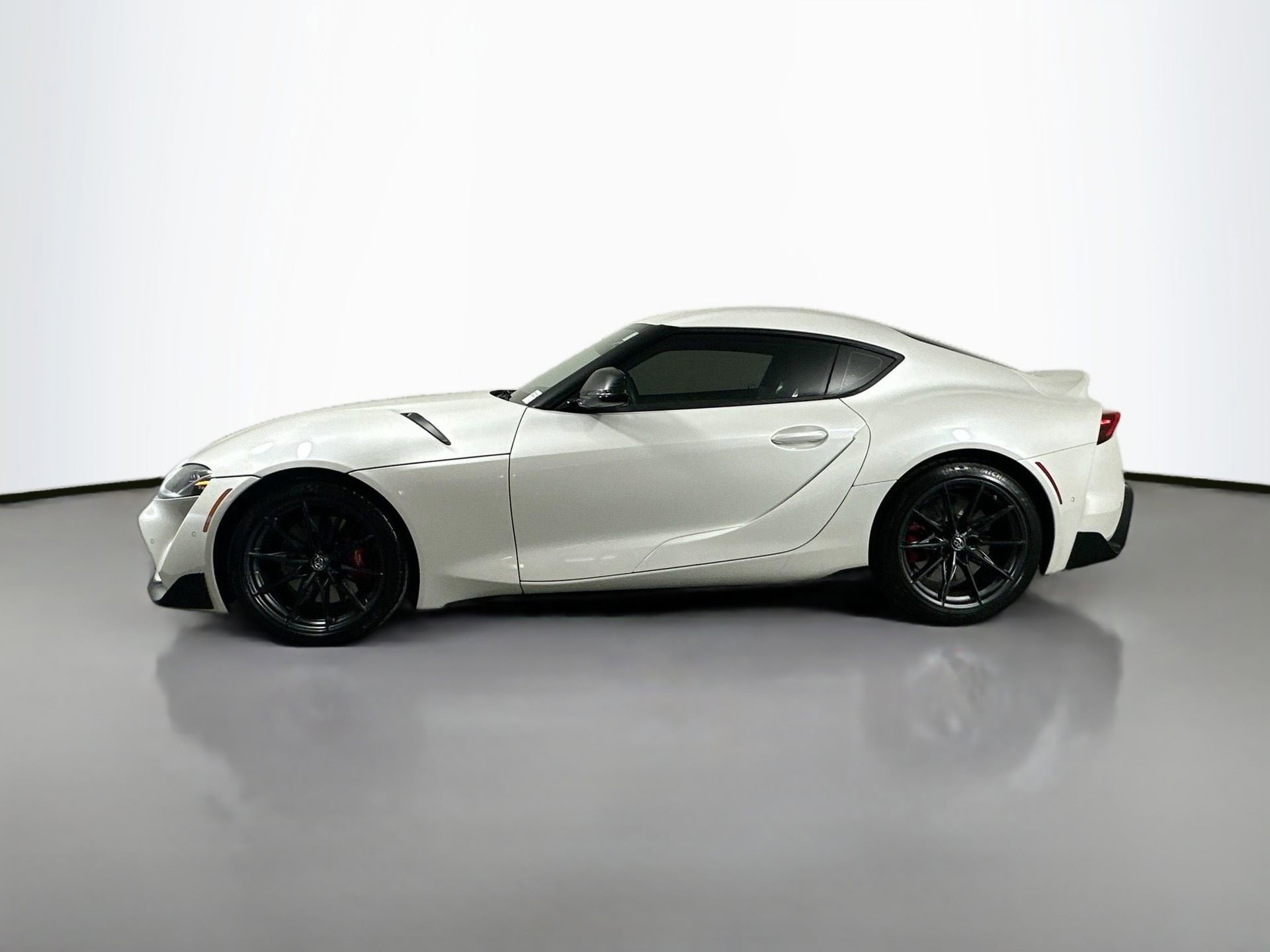 Used 2025 Toyota Supra image 9
