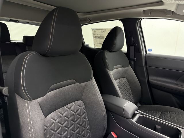 New 2026 Nissan Kicks SV w/ SV Premium Package image 18