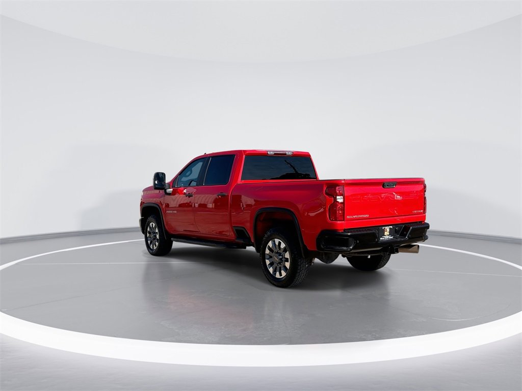 Used 2024 Chevrolet Silverado 2500 Custom w/ Custom Value Package image 6