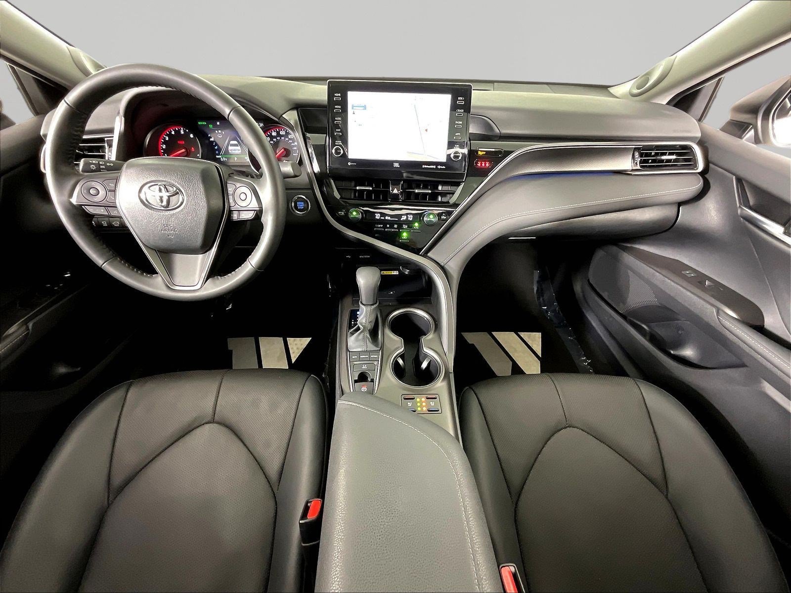 Used 2024 Toyota Camry XSE w/ Navigation Package FWD image 7