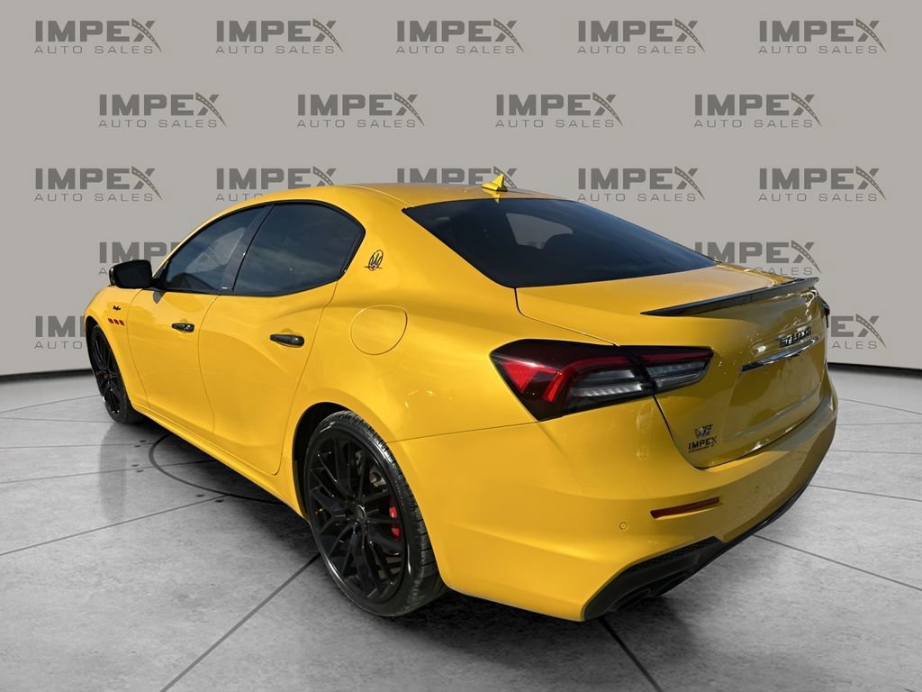 Used 2021 Maserati Ghibli Trofeo image 3