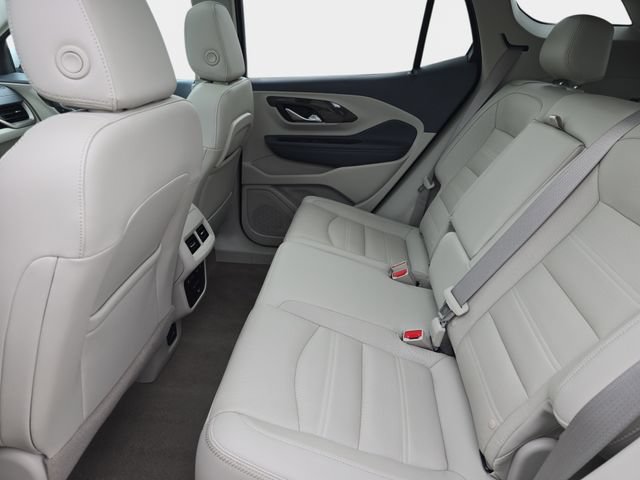 Used 2024 GMC Terrain Denali w/ Denali Premium Package AWD/4WD image 17