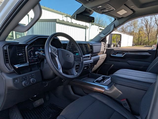 Used 2024 Chevrolet Silverado 2500 LT w/ Z71 Sport Edition AWD/4WD image 14