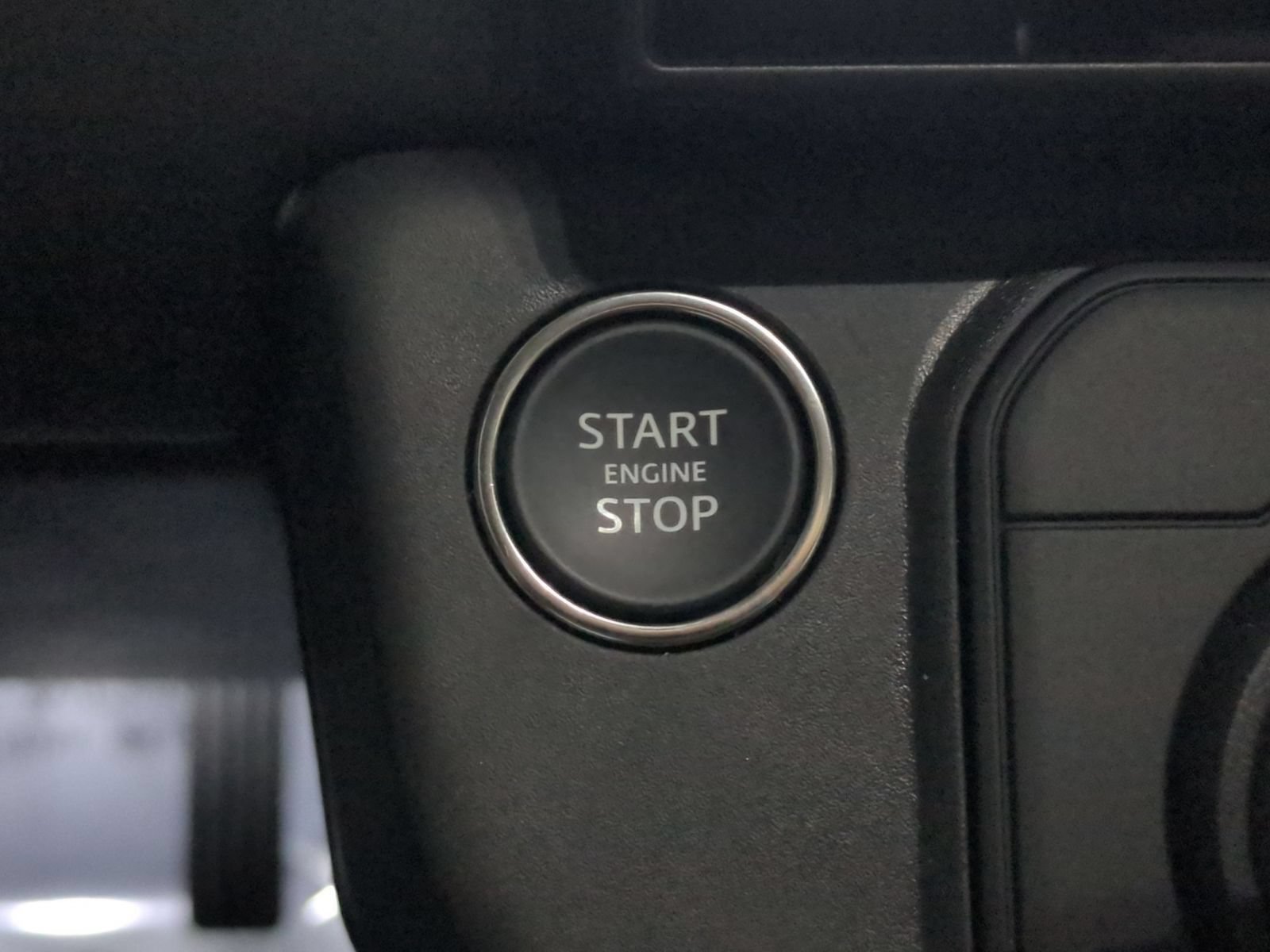 New 2026 Land Rover Defender 110 Trophy Edition AWD/4WD image 23