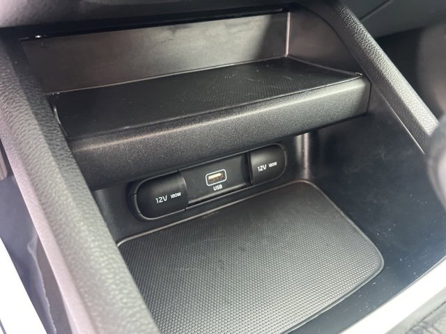 Used 2023 Kia Forte LXS image 27