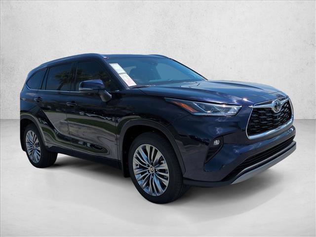 New 2026 Toyota Highlander Platinum AWD/4WD image 7
