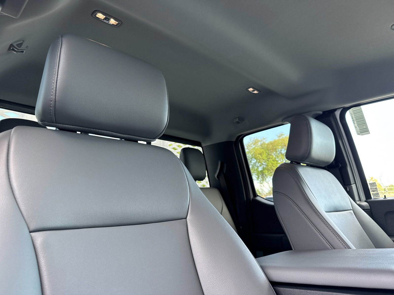 New 2025 Ford F550 4x4 SuperCab Super Duty image 16