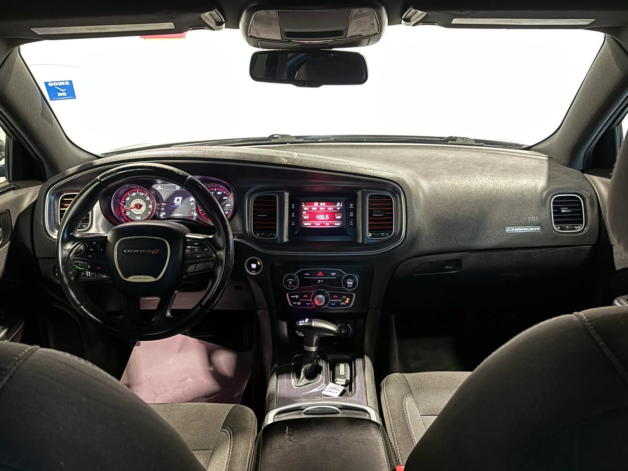 Used 2017 Dodge Charger SE RWD image 9