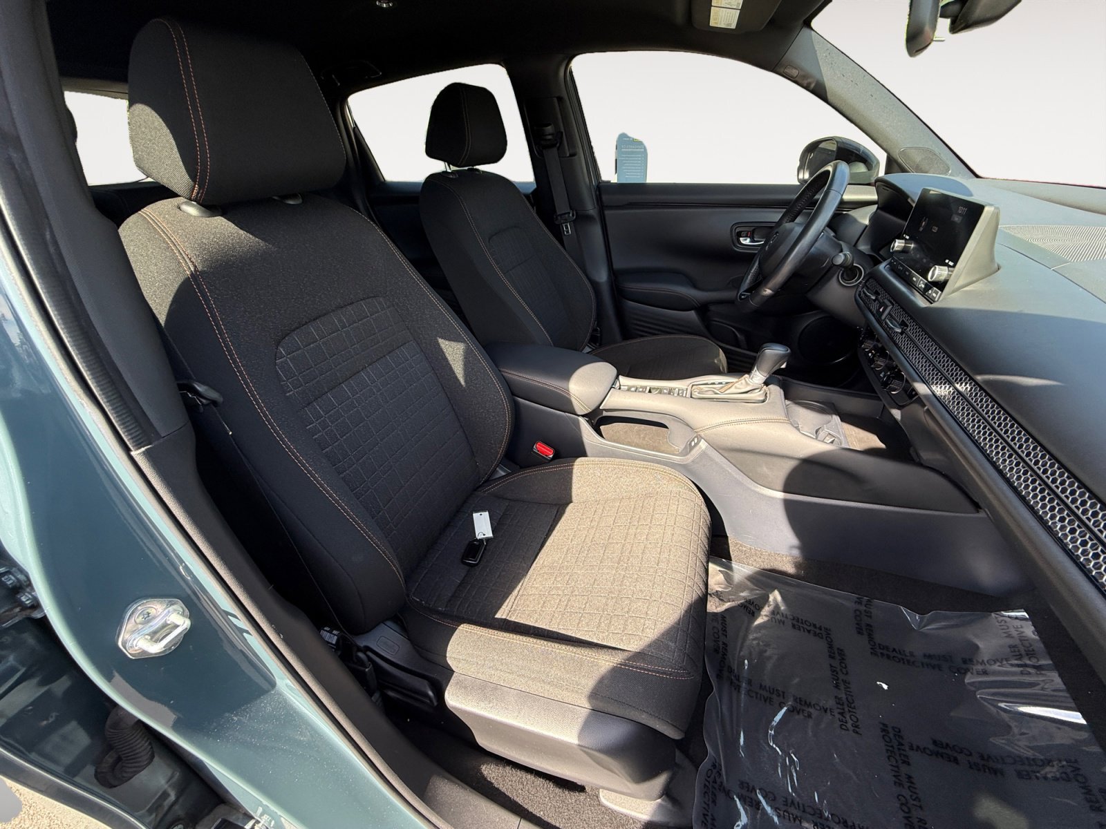 Used 2025 Honda HR-V Sport image 19