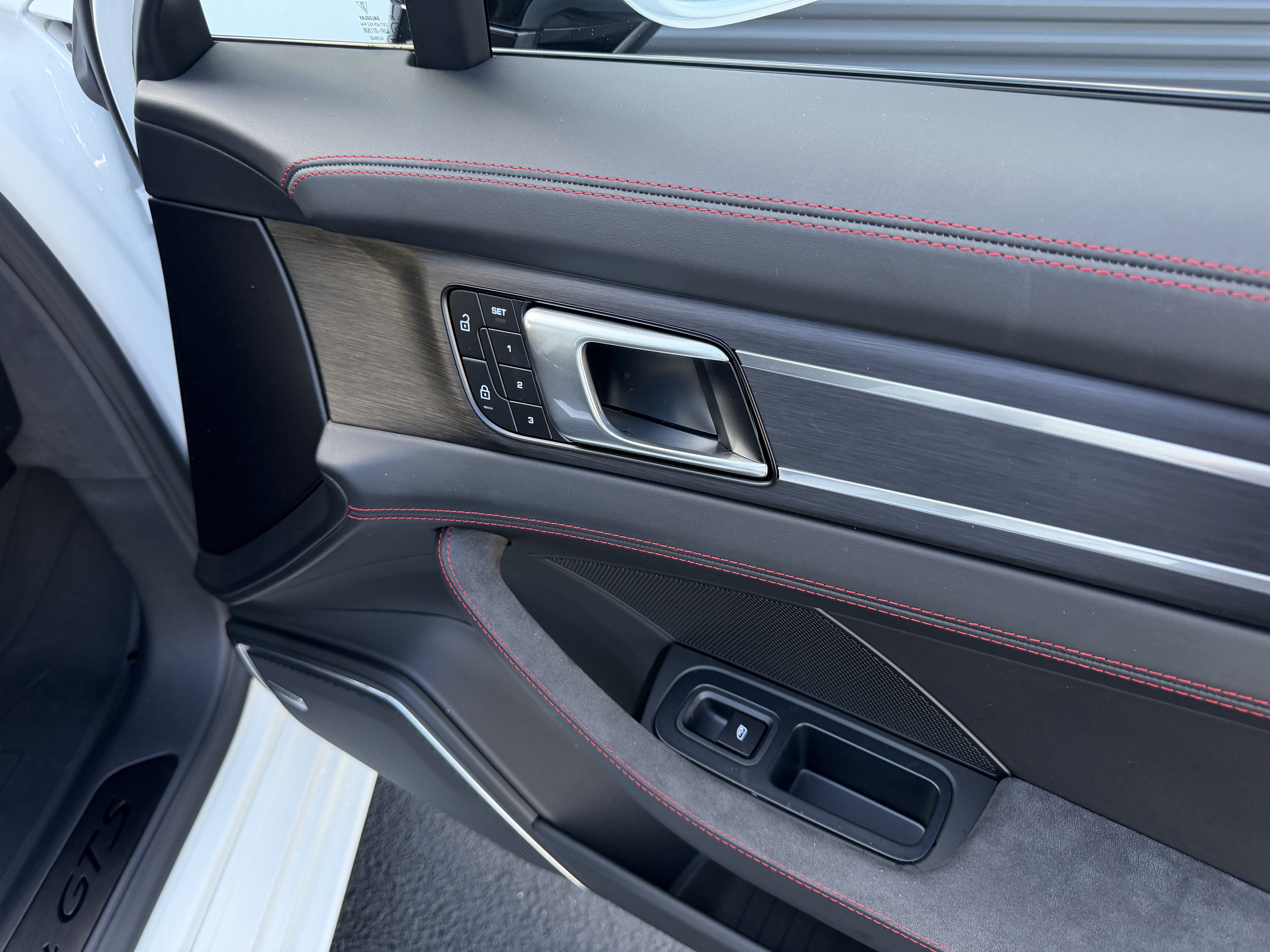 Certified 2023 Porsche Panamera GTS AWD/4WD image 13