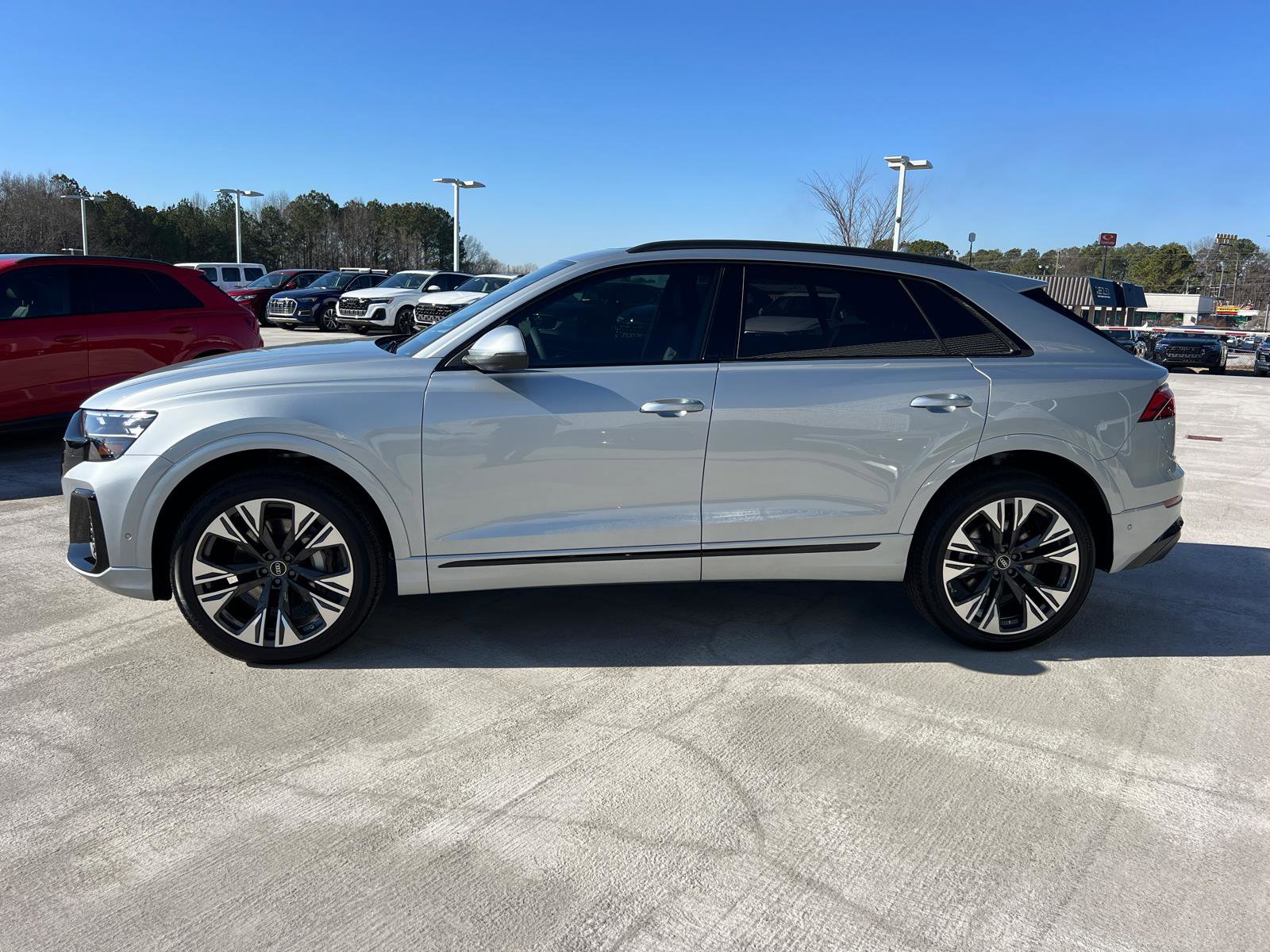 New 2025 Audi Q8 Premium Plus image 8