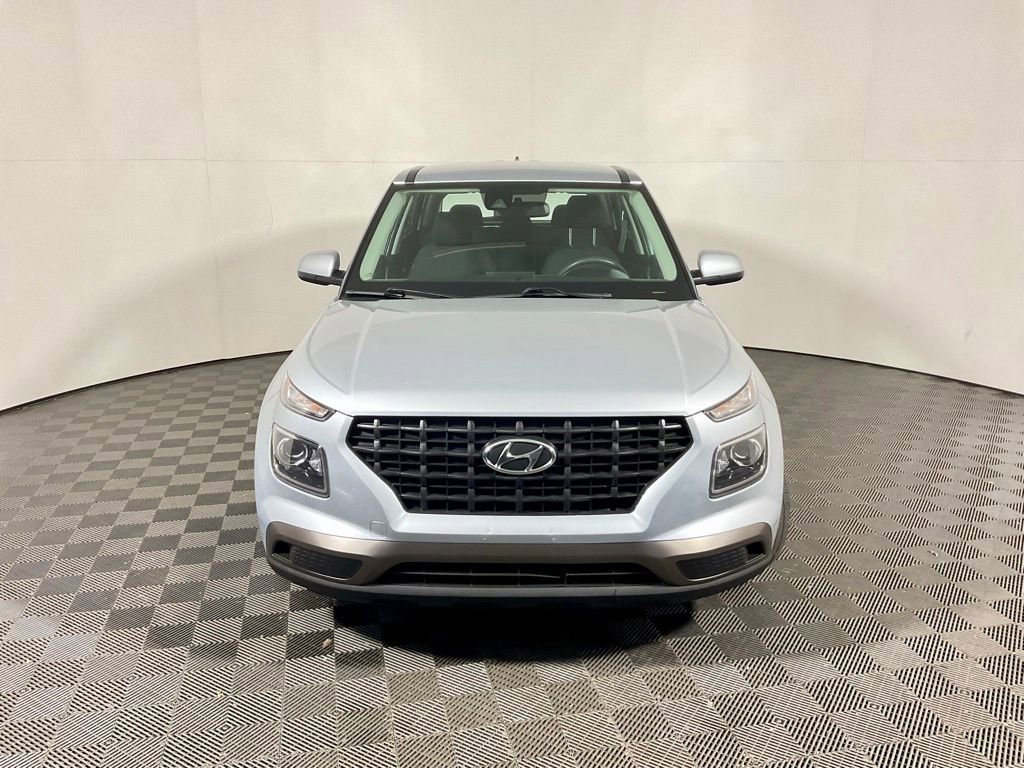 Used 2021 Hyundai Venue SE FWD image 5