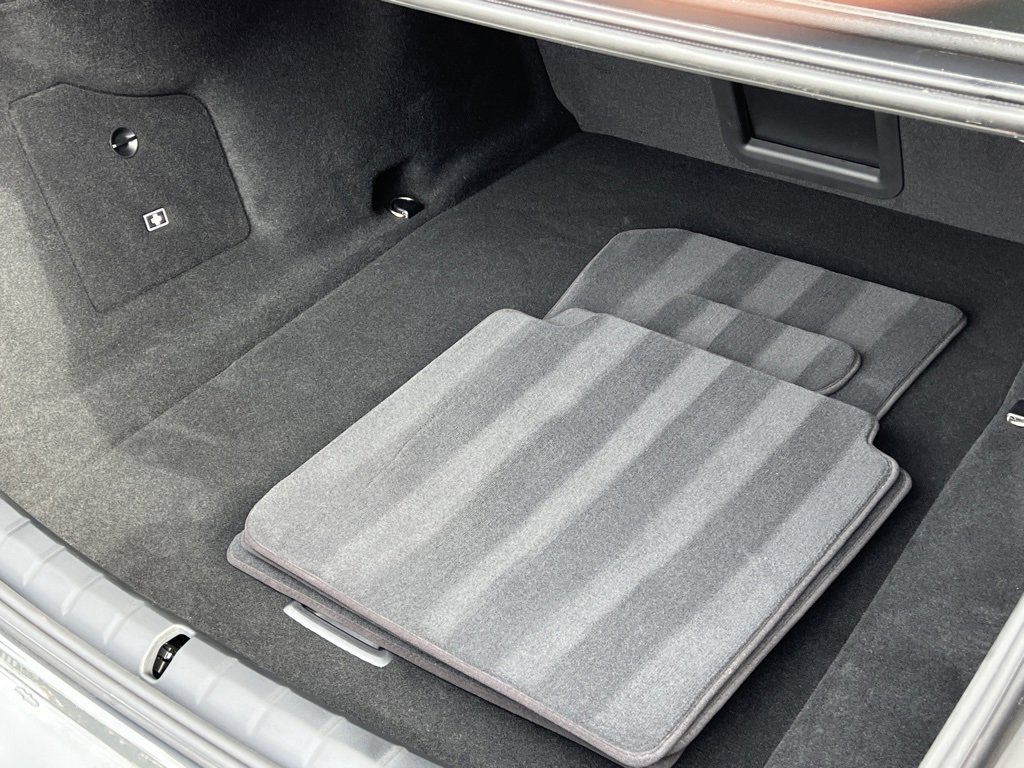 Used 2024 BMW i7 xDrive60 w/ Executive Package image 22