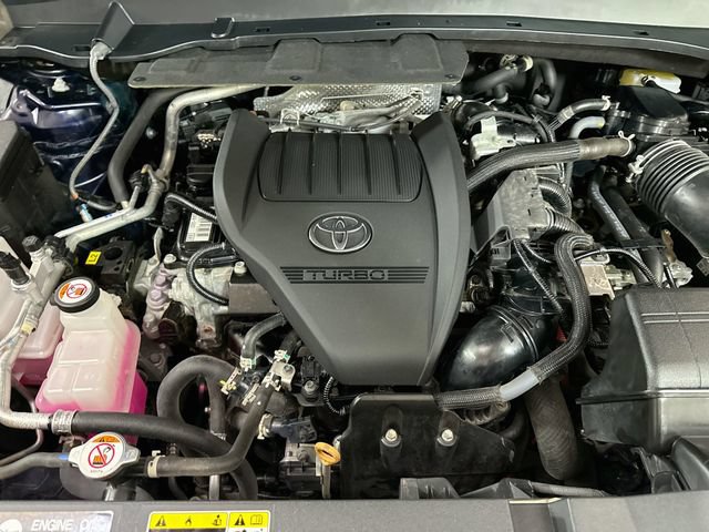 Used 2024 Toyota Grand Highlander AWD Hybrid image 32