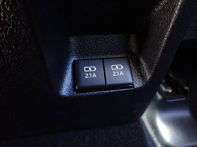 Certified 2022 Toyota 4Runner SR5 AWD/4WD image 11