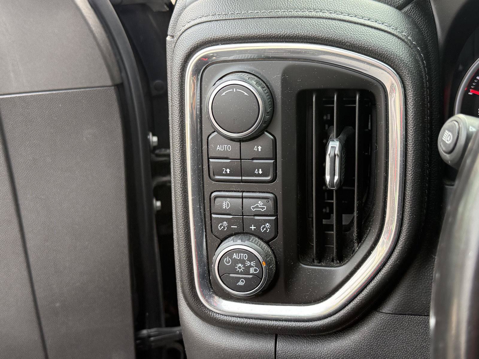 Used 2019 Chevrolet Silverado 1500 High Country AWD/4WD image 20