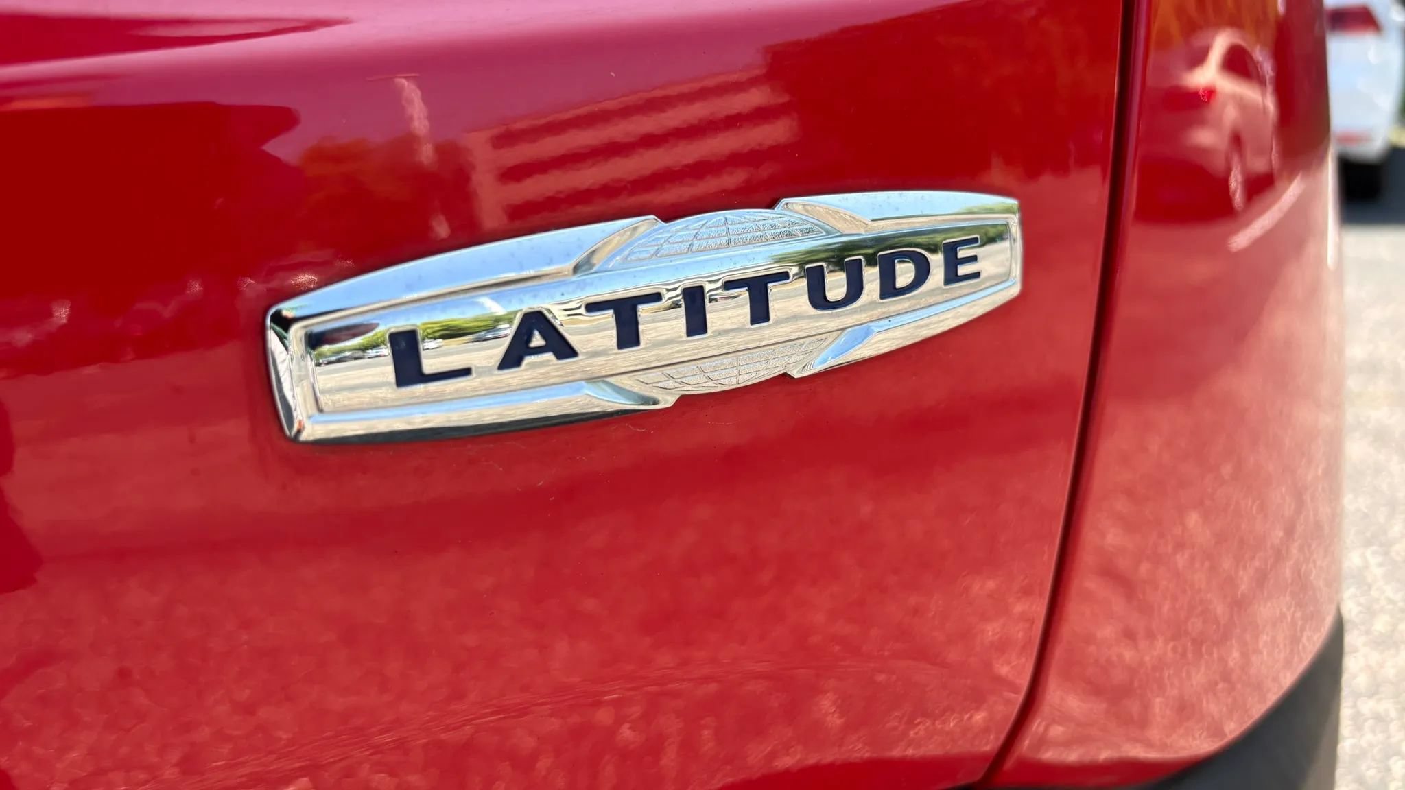 Used 2017 Jeep Renegade Latitude w/ Popular Equipment Group AWD/4WD image 30