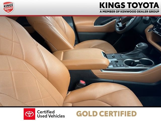 Used 2023 Toyota Highlander Platinum AWD/4WD image 9