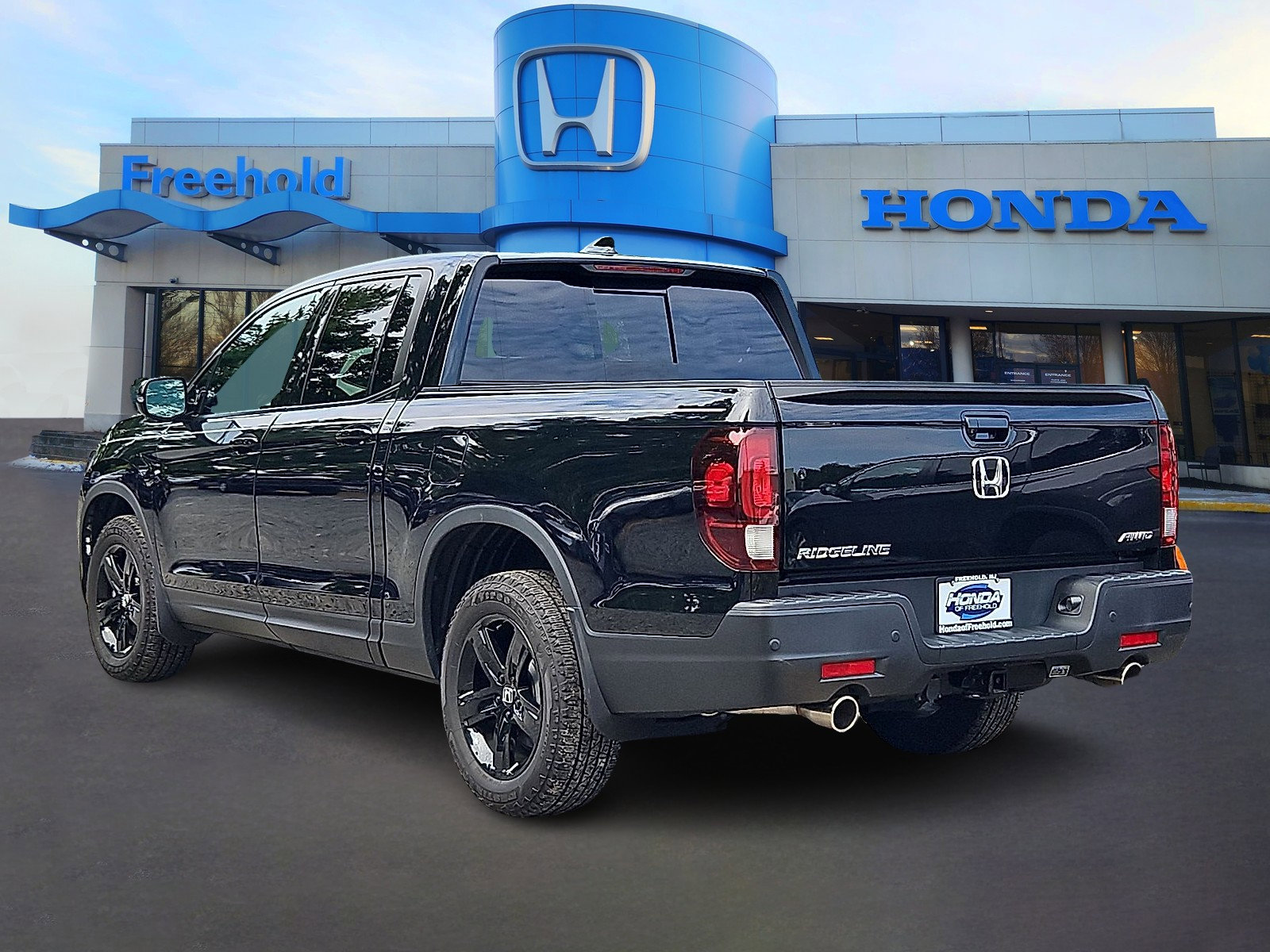 Used 2023 Honda Ridgeline Black Edition image 4