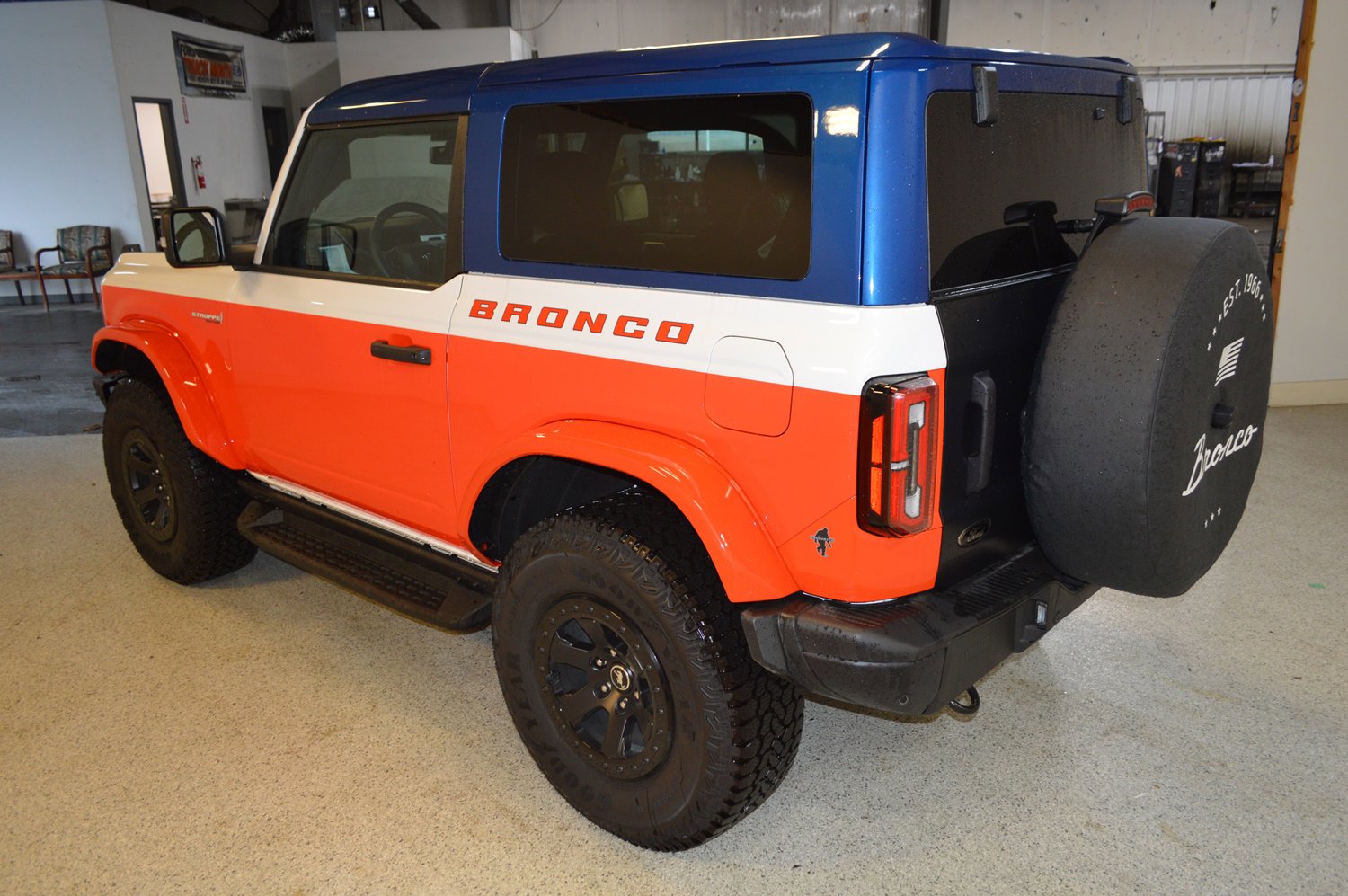 Used 2025 Ford Bronco Stroppe Edition image 5