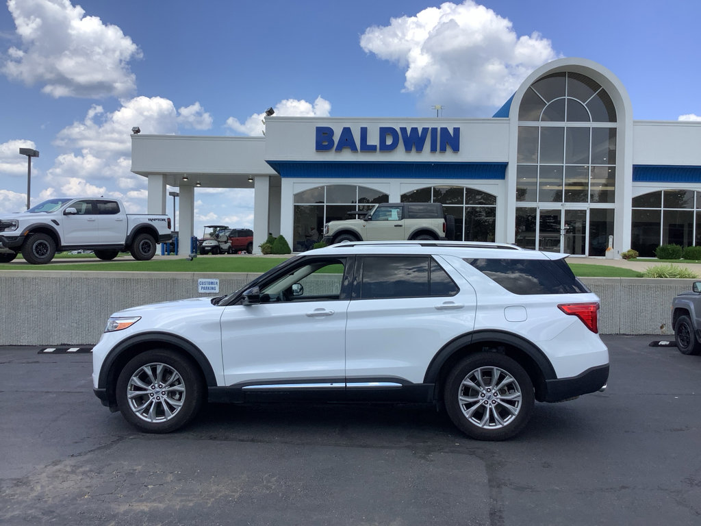 Used 2023 Ford Explorer Limited image 4