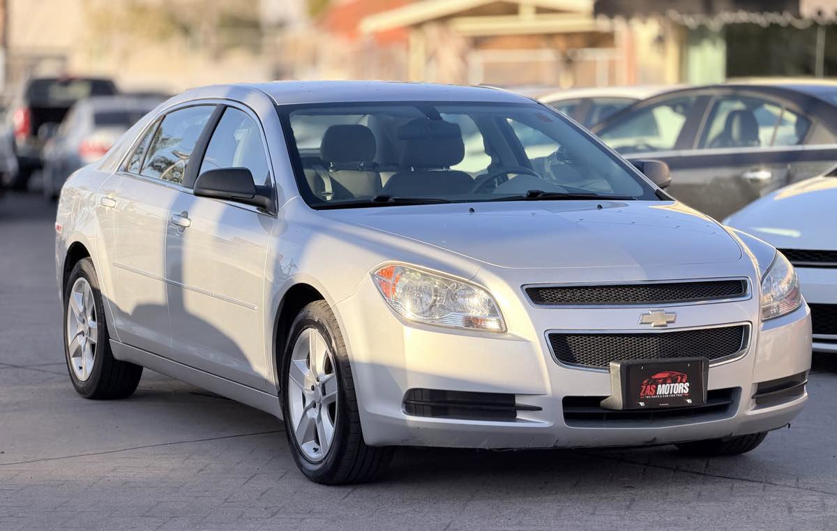 Used 2012 Chevrolet Malibu LS image 4