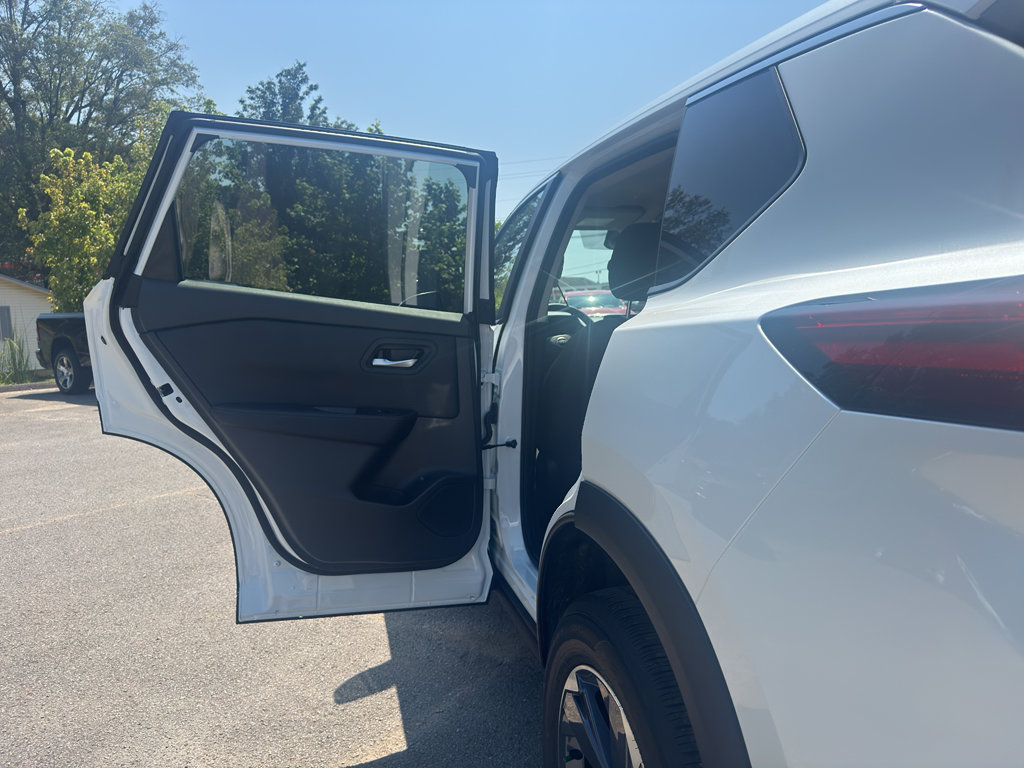 New 2026 Nissan Rogue SV image 19