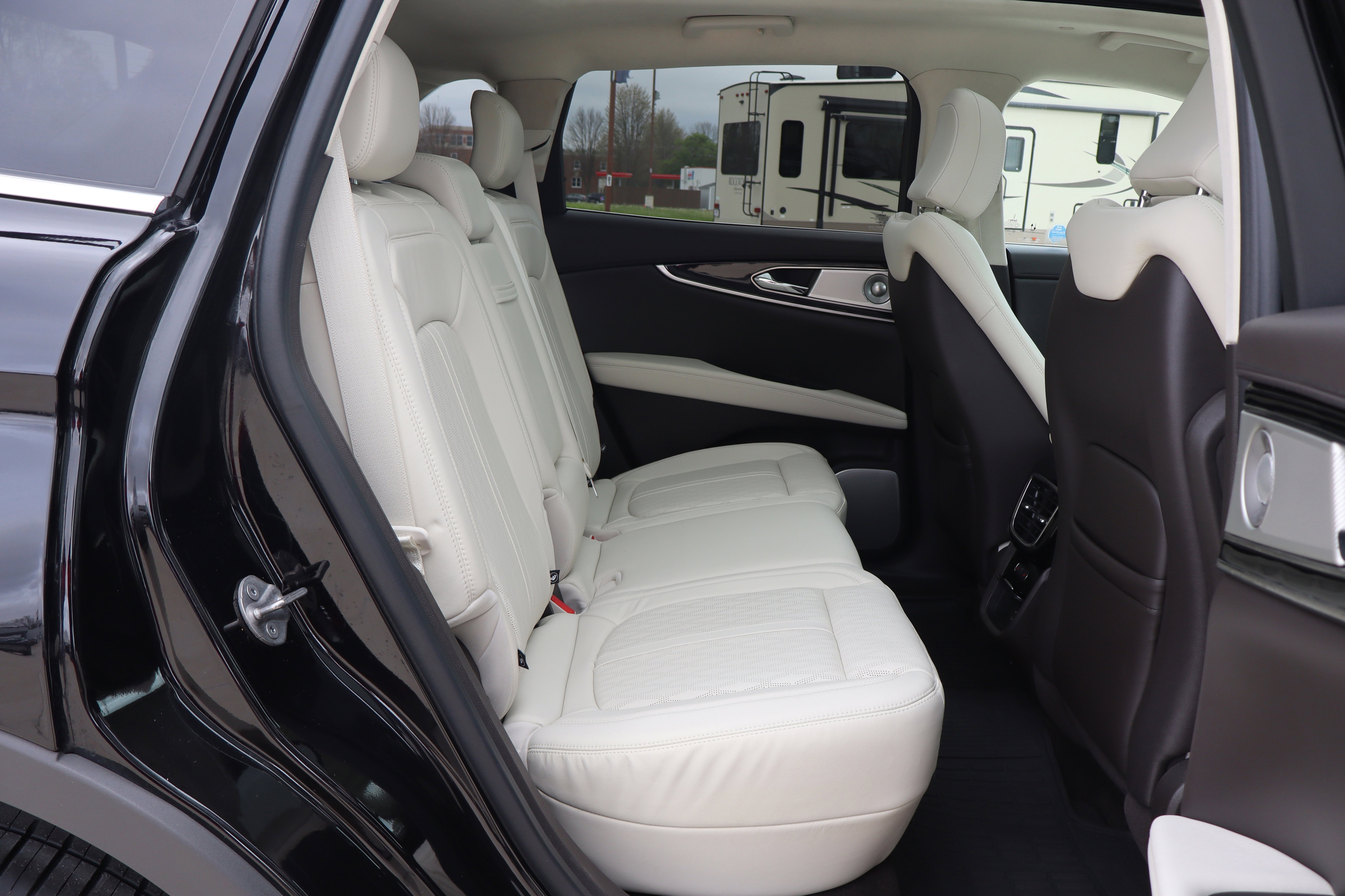 Used 2022 Lincoln Nautilus Black Label AWD/4WD image 11