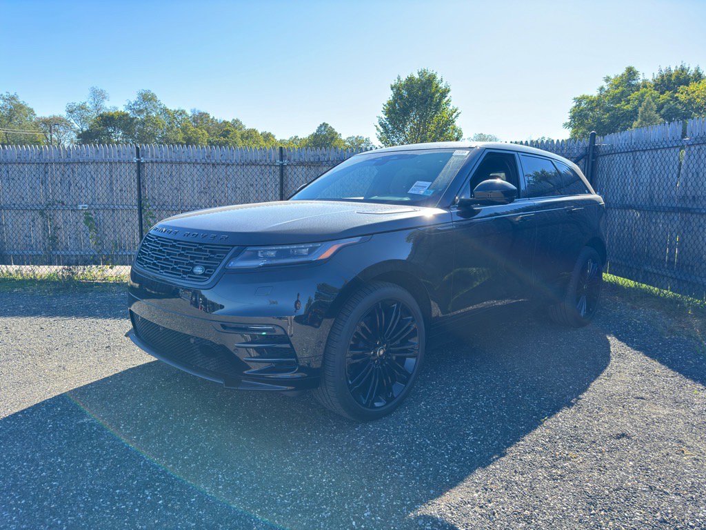 New 2026 Land Rover Range Rover Velar Dynamic SE image 1