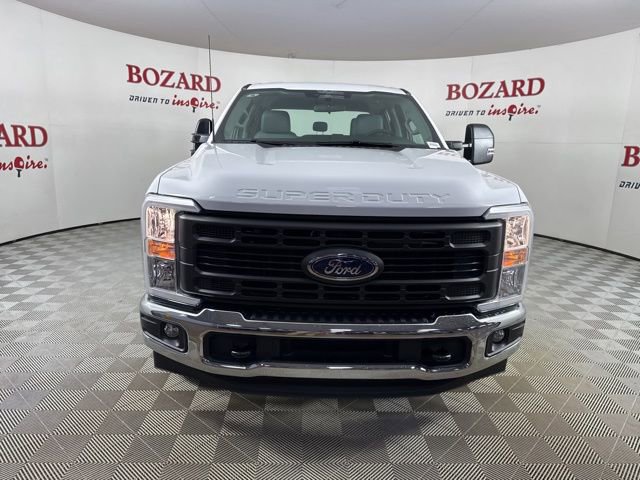 New 2026 Ford F250 XL w/ XL Chrome Package image 2