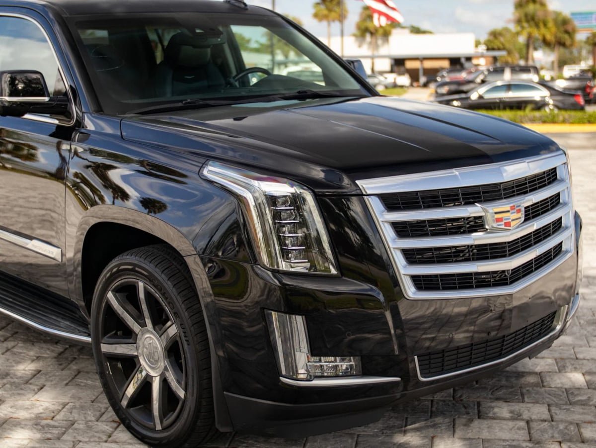 Used 2016 Cadillac Escalade ESV Luxury AWD/4WD image 5