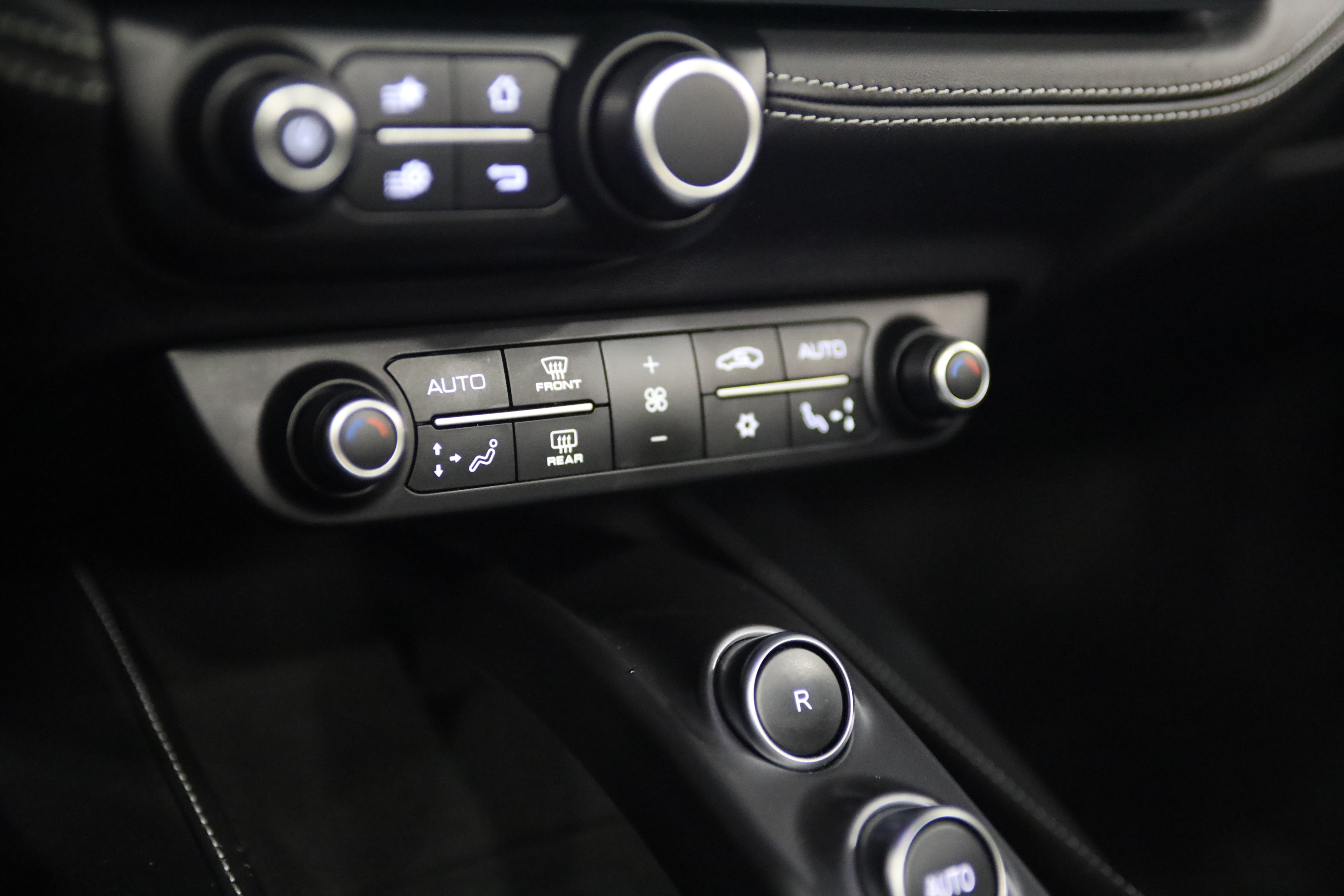 Used 2022 Ferrari Portofino M RWD image 29