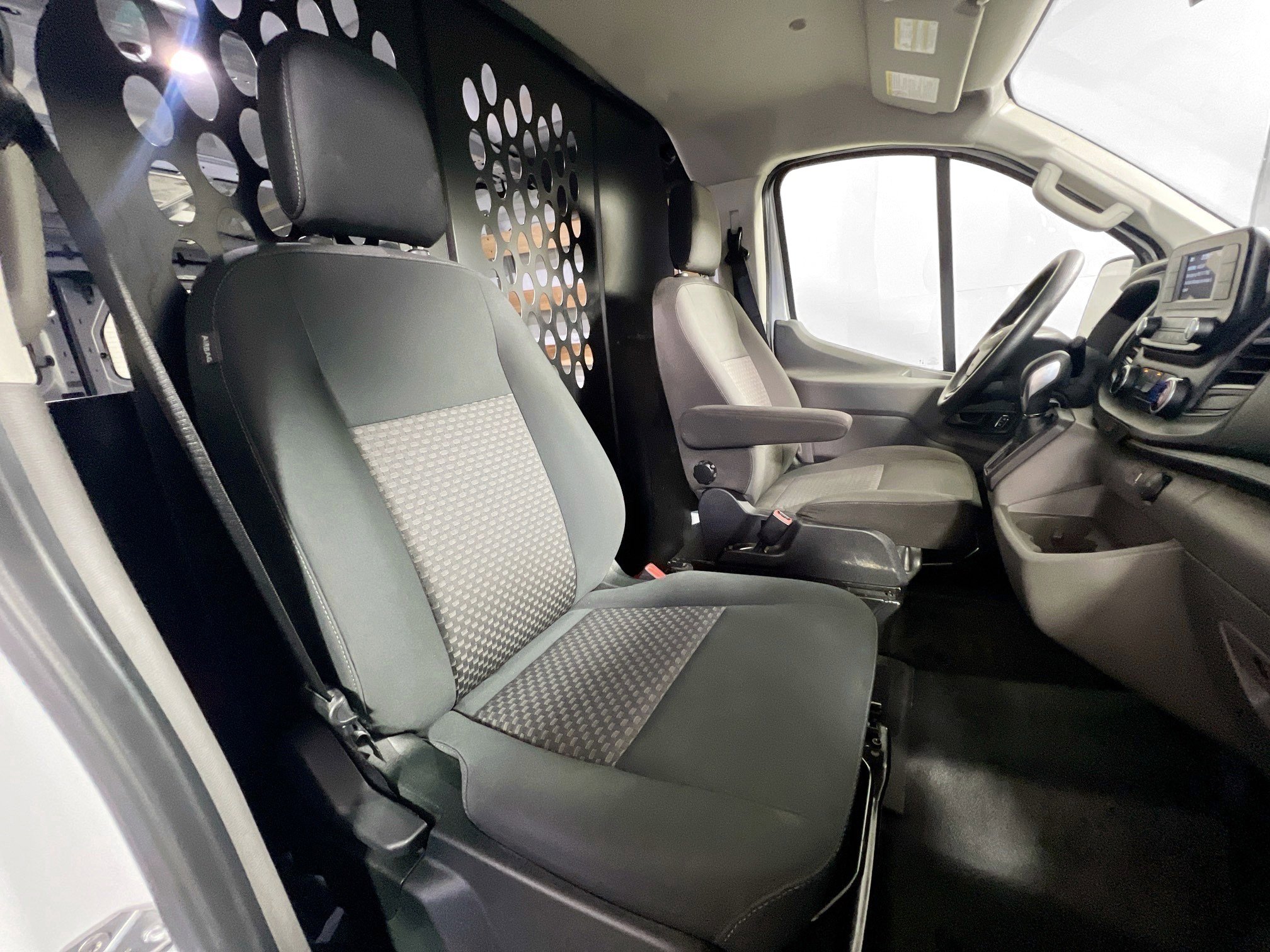 Used 2025 Ford Transit 250 Low Roof w/ Exterior Upgrade Package image 29