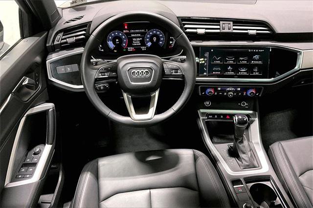 Certified 2025 Audi Q3 2.0T Premium w/ Convenience Package image 5