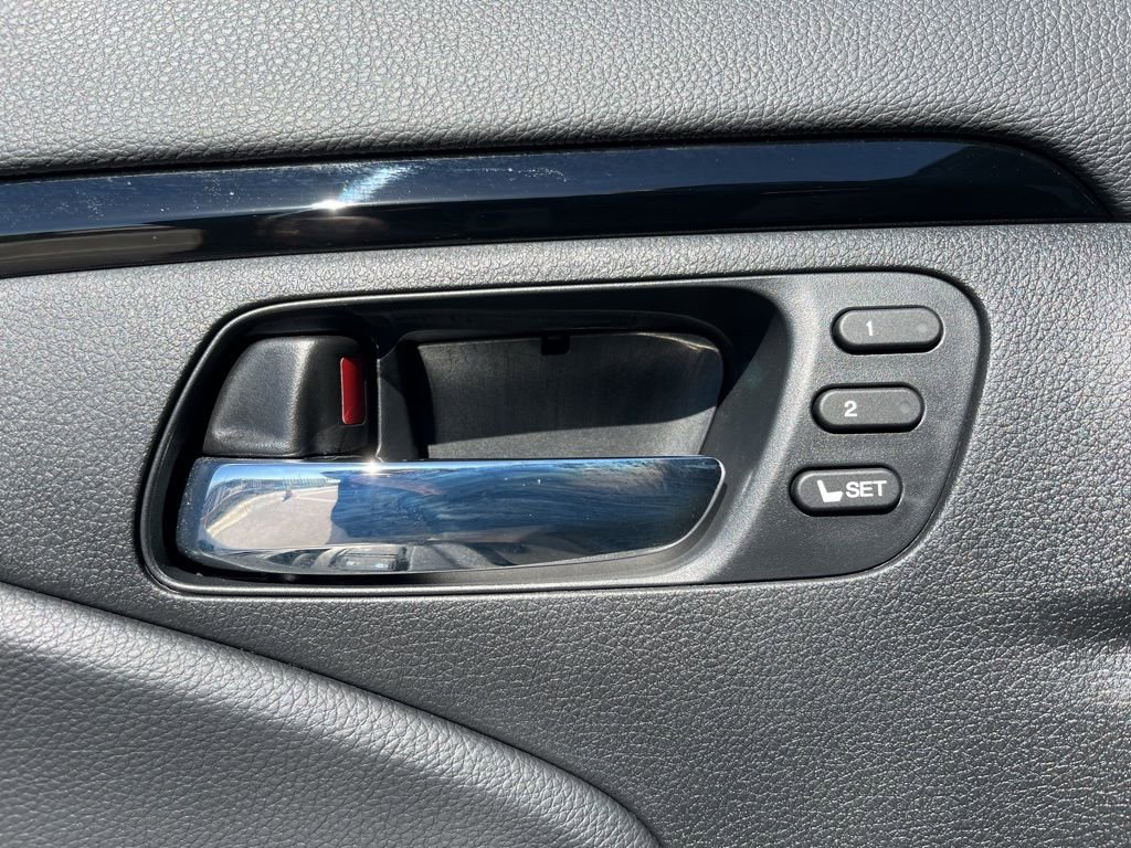 Certified 2025 Honda Ridgeline Black Edition image 11