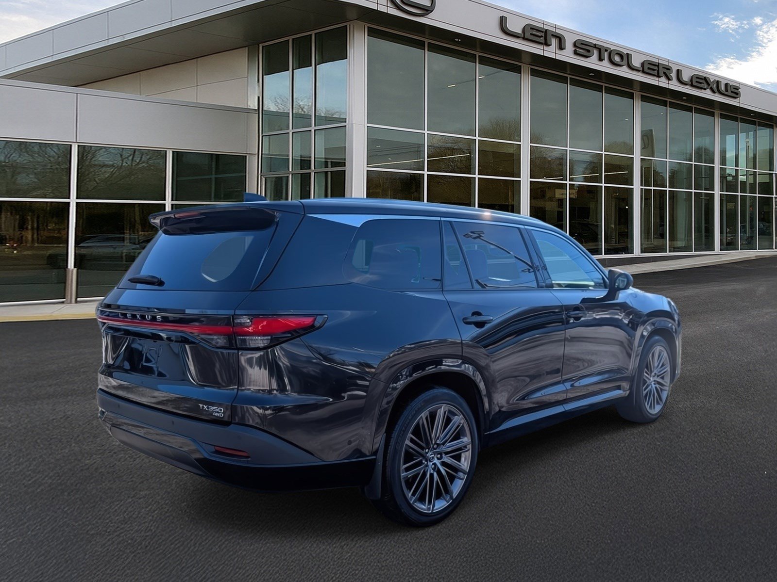 Used 2024 Lexus TX 350 AWD image 3