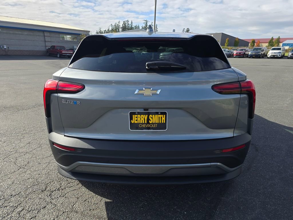 New 2026 Chevrolet Blazer EV LT image 5