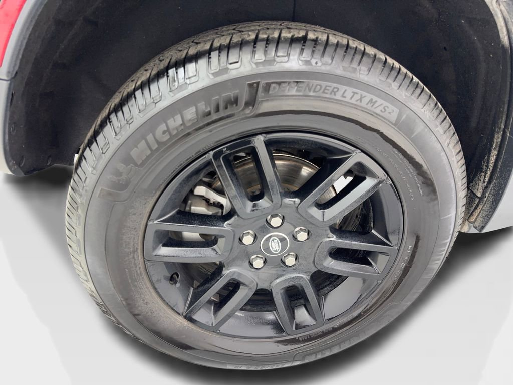 Used 2025 Land Rover Defender 110 S image 79