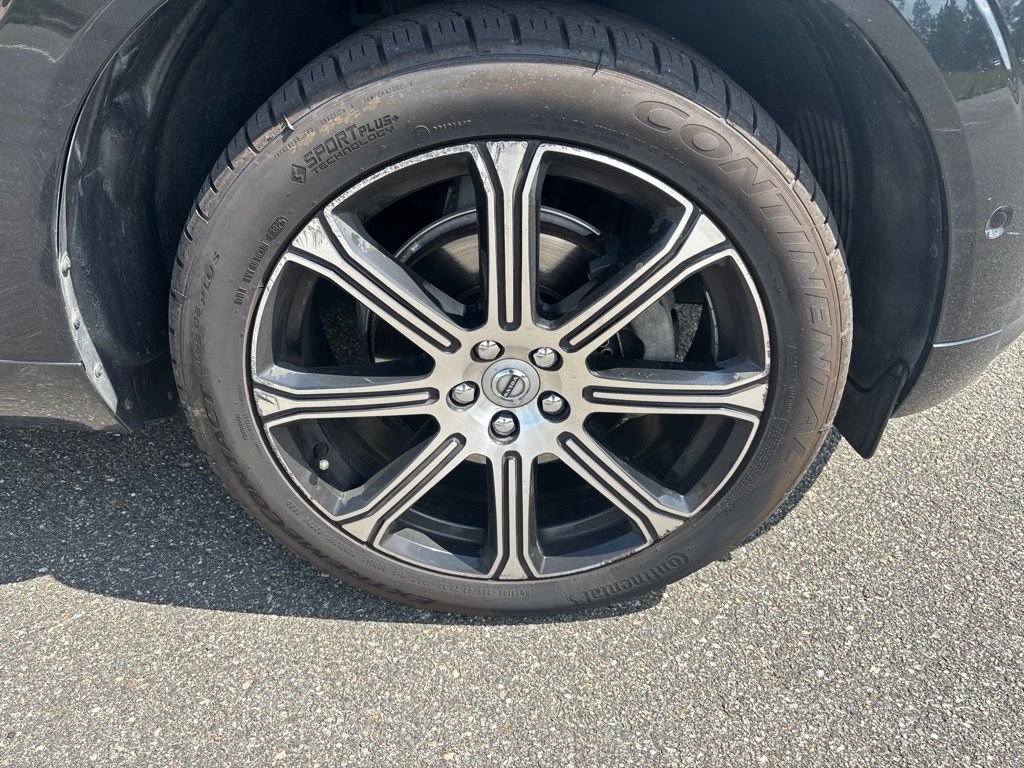 Used 2019 Volvo XC60 T5 Inscription w/ Protection Package Premier AWD/4WD image 9
