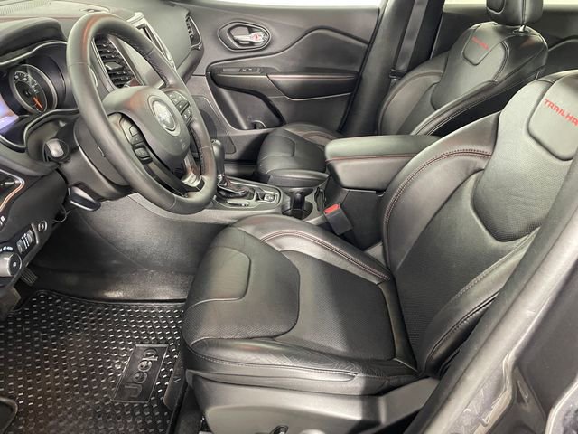 Used 2021 Jeep Cherokee Trailhawk w/ Sun, Sound & Nav Group AWD/4WD image 2