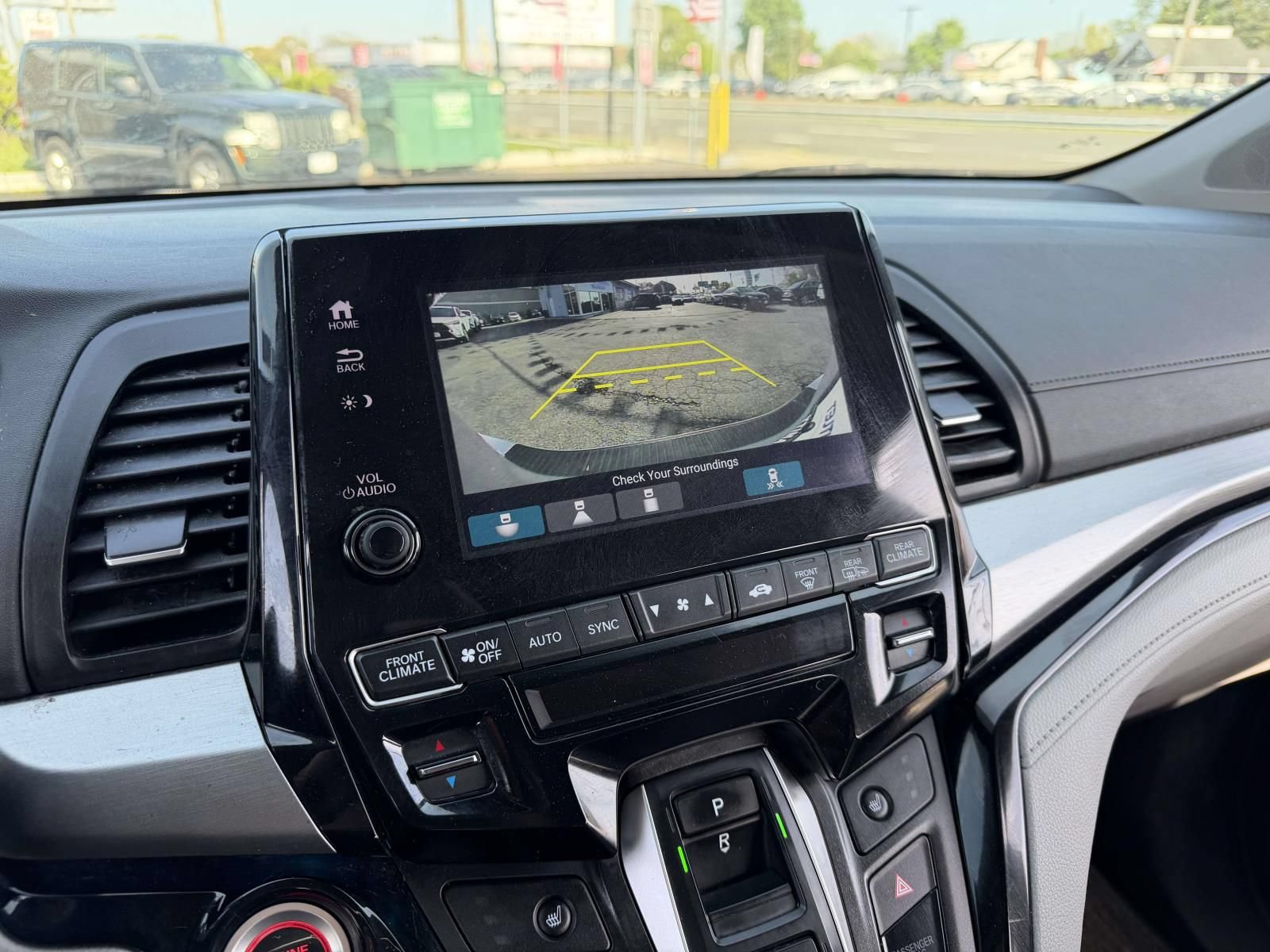 Used 2023 Honda Odyssey Touring image 35